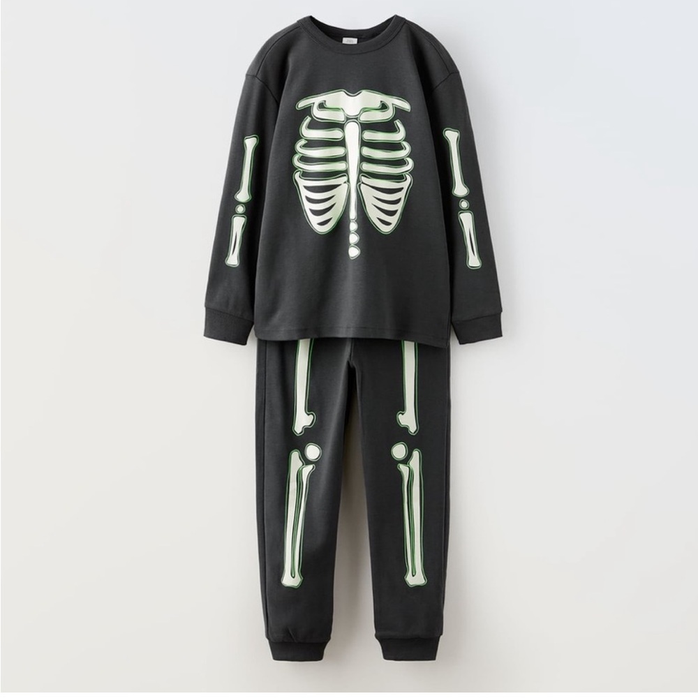 ZARA GLOW-IN-THE-DARK SKELETON MATCHING SET